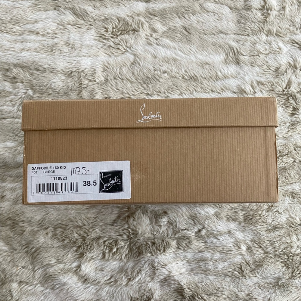 NIB Christian Louboutin Daffodile Grege 38.5